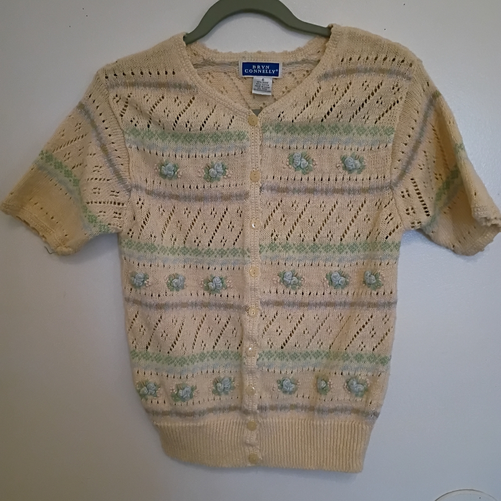 VTG Bryn Connelly Women's Cream Cardigan 3D Floral Accents Sz S